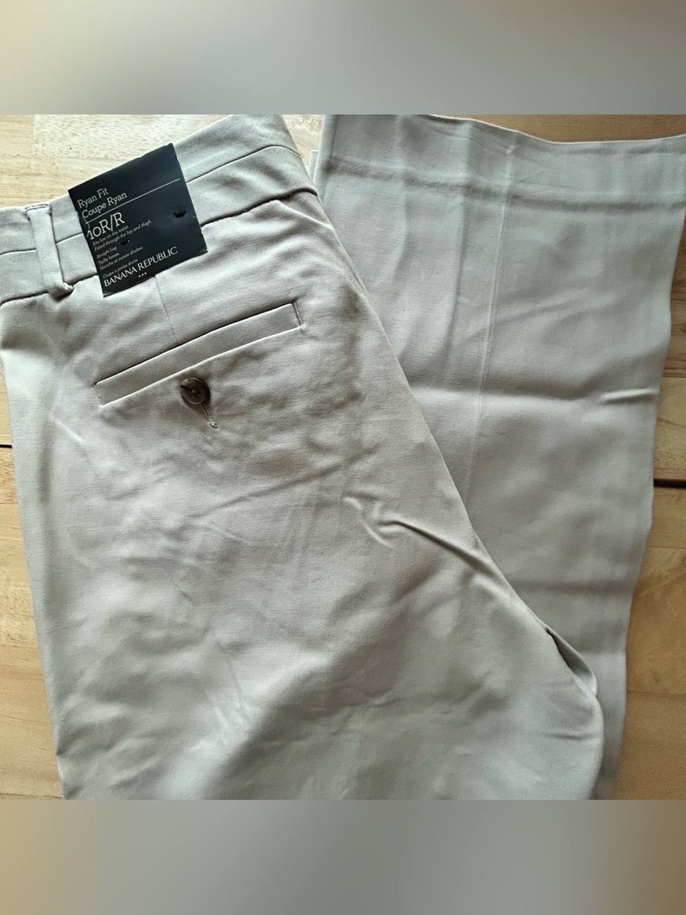 Banana Republic Women’s Ryan Fit Khaki Pants — Light Beige, Size 10R
